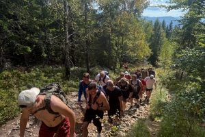 STUDENCI NA BESKIDZKICH SZLAKACH - zdjęcie4